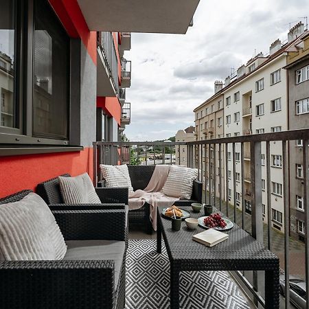 Prague Days - Bright Apartment - Balcony - Private Parking Eksteriør bilde